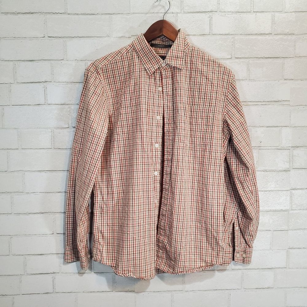 Eddie Bauer classic fit button down‎